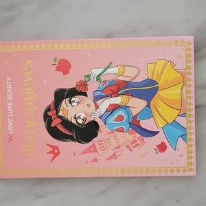 Snow white disney makeup pallet ultramo